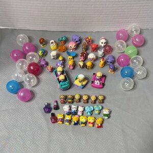 Squinkies Lot Of 75 Characters Bubbles & Accessories Hello Kitty Sanrio Barbie